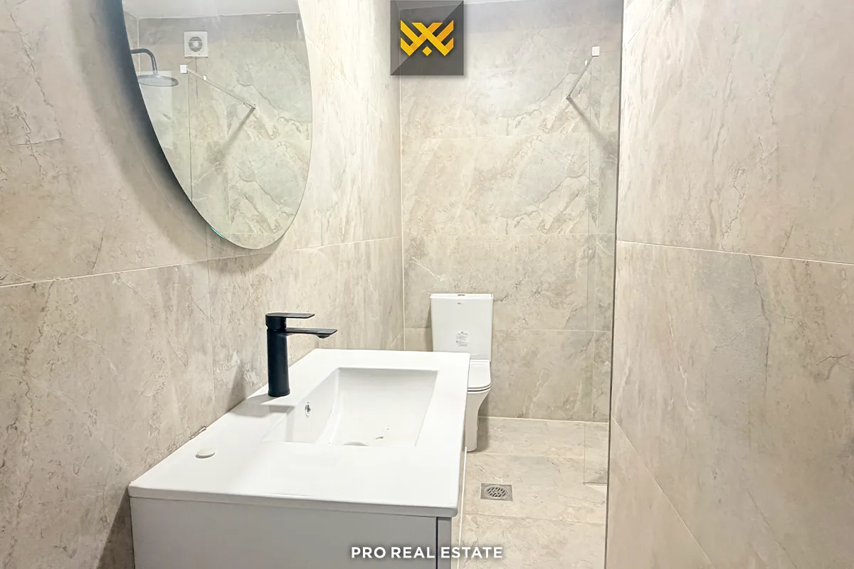 Banesë 68.50m² + 68.50m² për #SHITJE te Mati 1