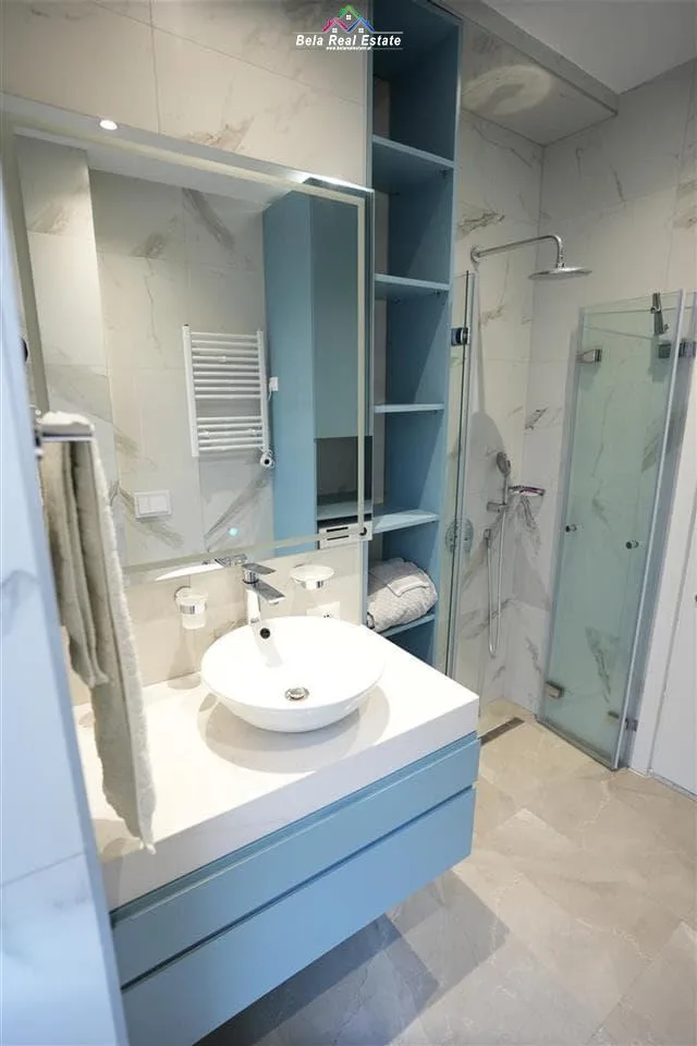 Apartament Me Qera 1+1+post parkimi Tek Rruga e Kavajes (ID B2101015) Tirane