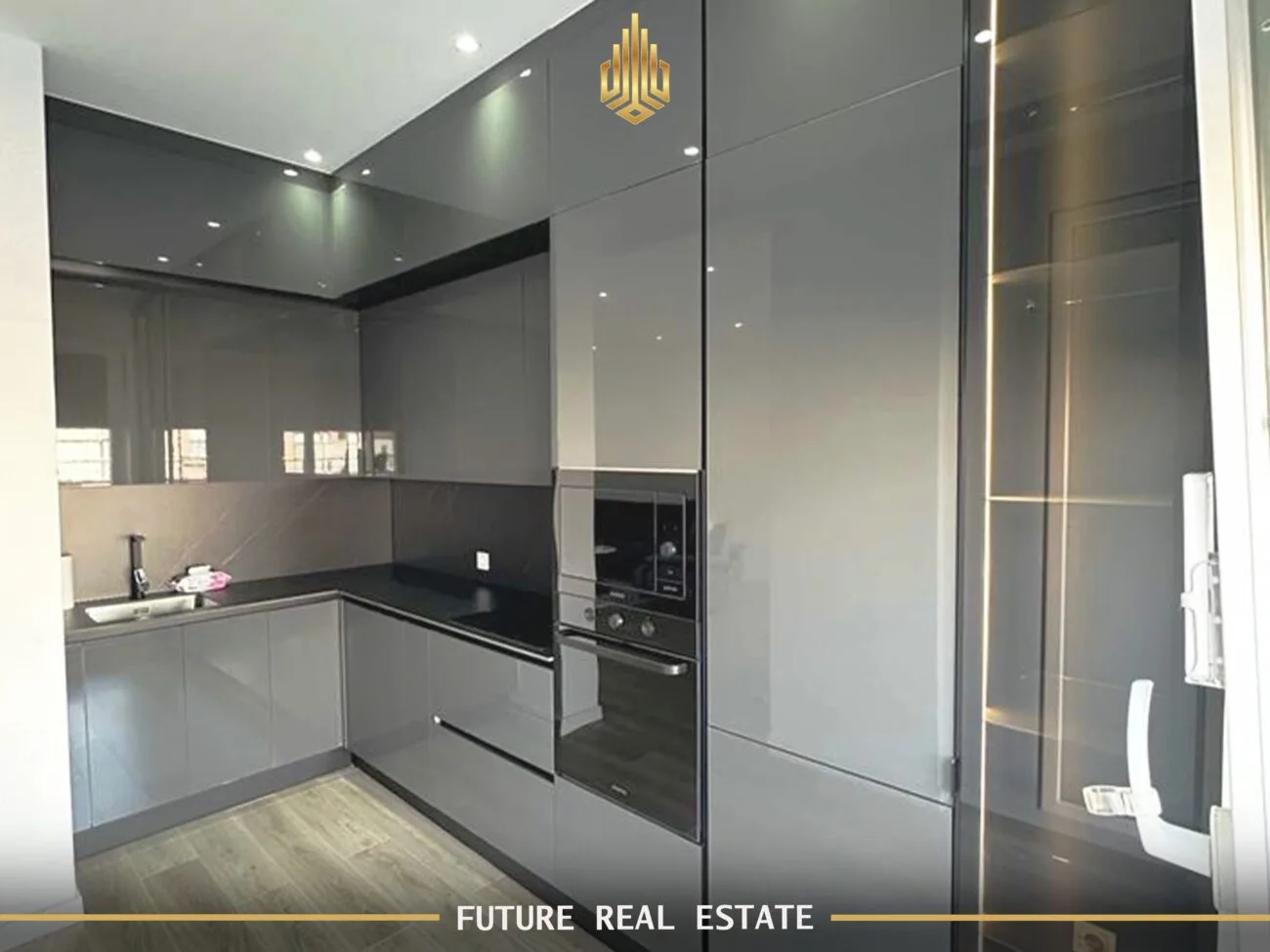 Penthouse në SHITJE – 3 dhoma gjumi – Fushë Kosovë