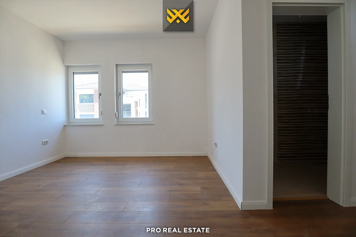Shtëpi 273.8m² për #SHITJE në Lagjen Sofalia Hills.