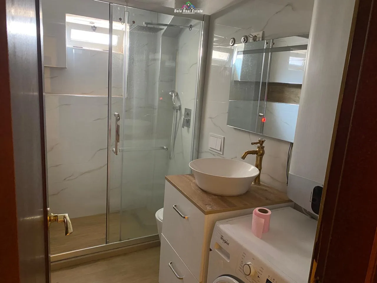 Apartament me Qera 1+1 tek Sheshi Willson (ID B211266) Tirane