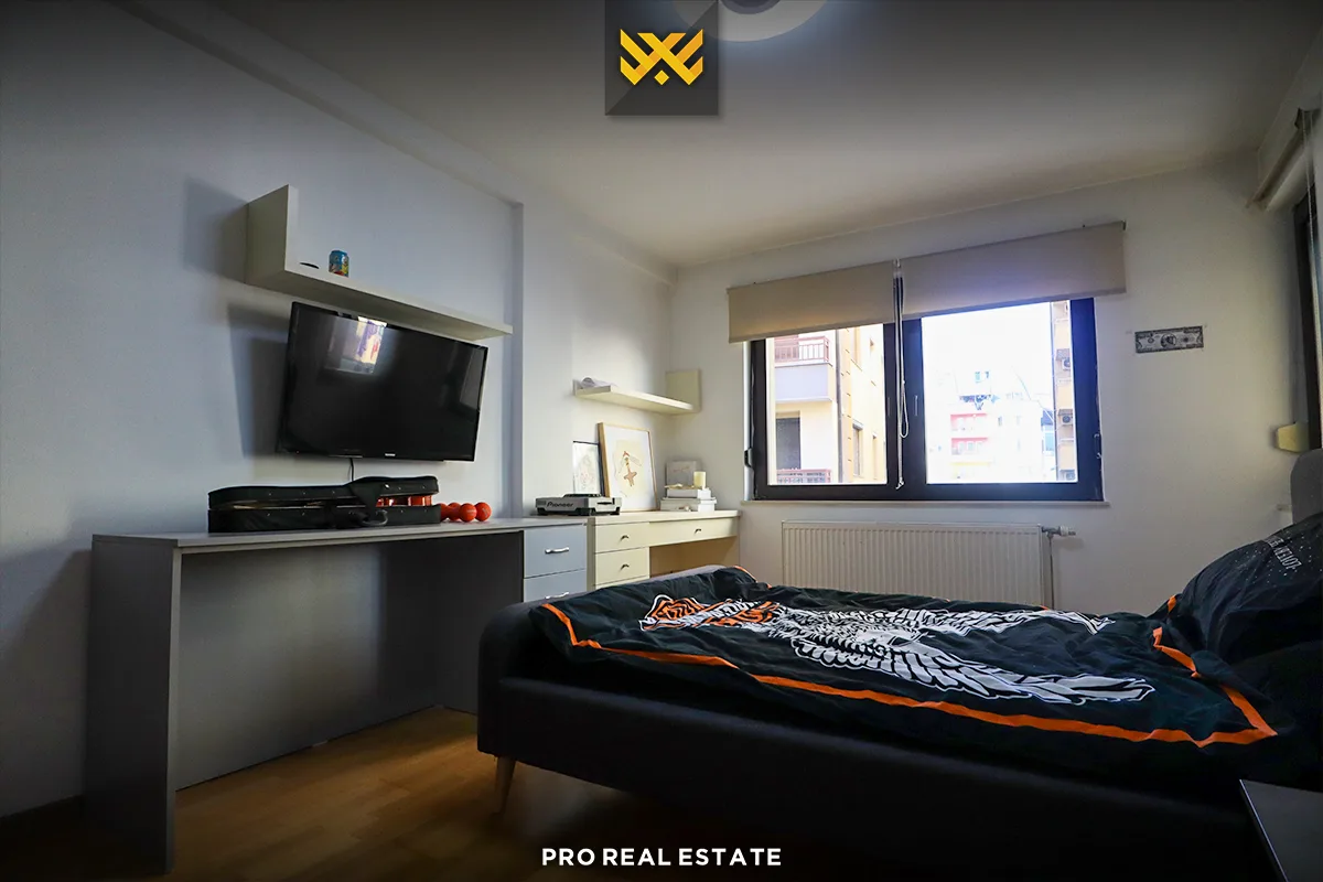 Shtëpi-Objekt 324m² me #QIRA në Qendër.
