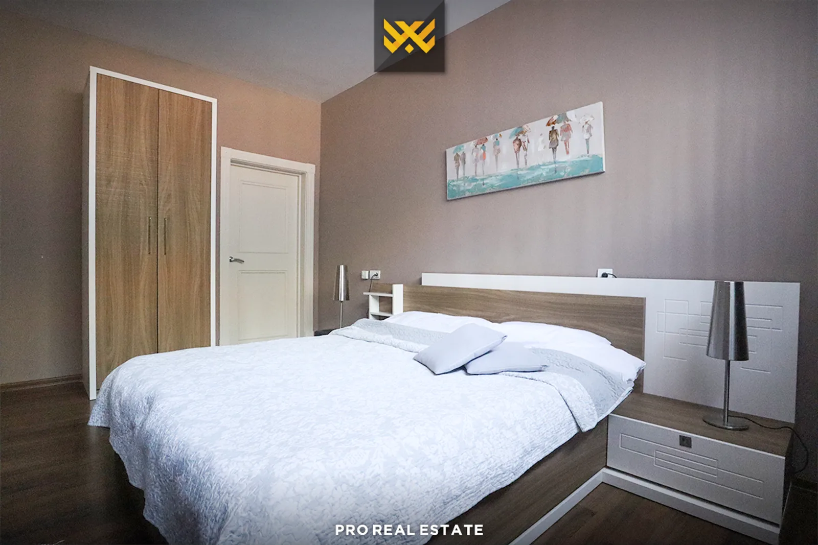 Shtëpi 606m² në #SHITJE në Taslixhe.