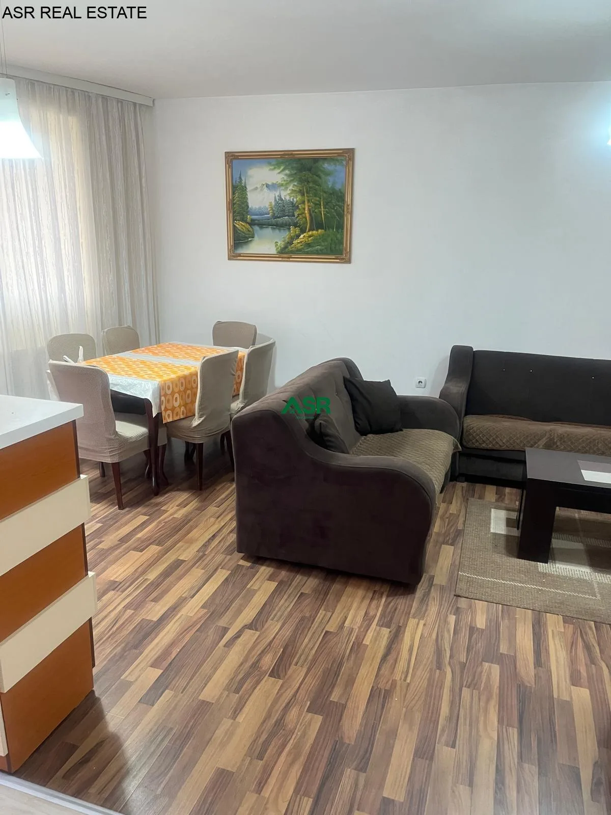 Banese 86 m2 me QIRA ne lagjen e Spitalit