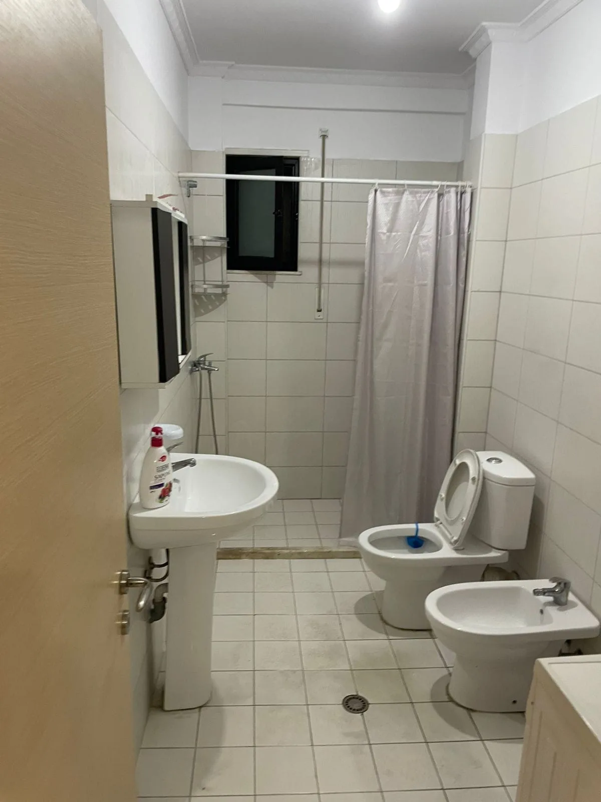 Apartament Me Qera 1+1 Ne Astir (ID B2101135) Tirane.