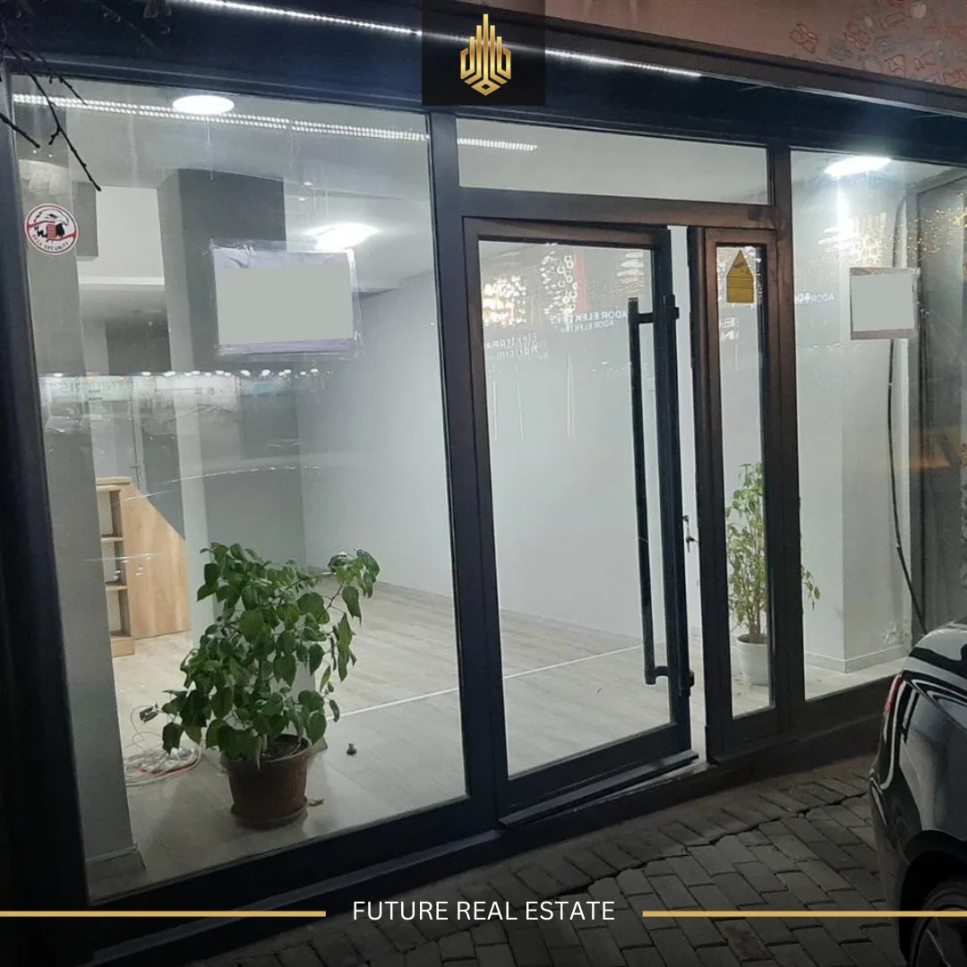 Lokal me QERA/35m²