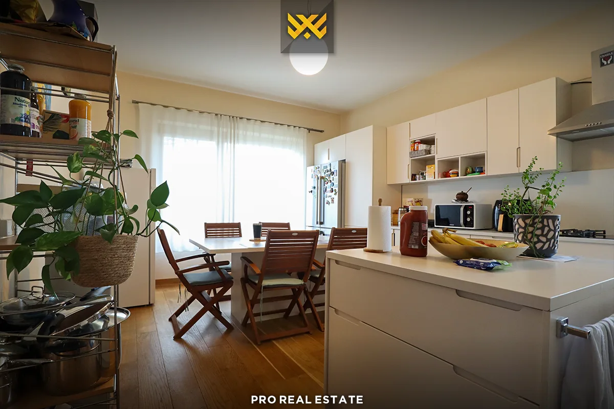 Shtëpi 290m² me #QIRA në Lagjen Qëndresa.