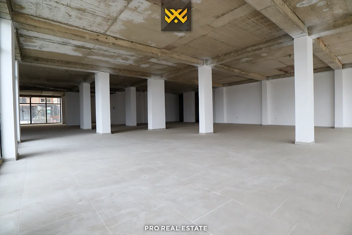 Lokal 382.26m² me #QIRA në Fushë Kosovë