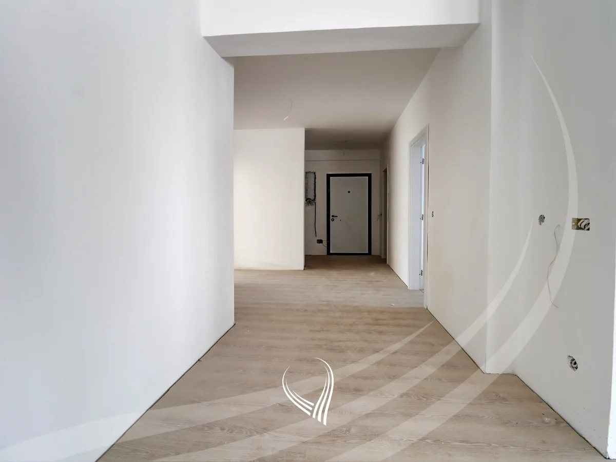 Penthouse me 3 dhoma gjumi në shitje në lagjen Prishtina e Re