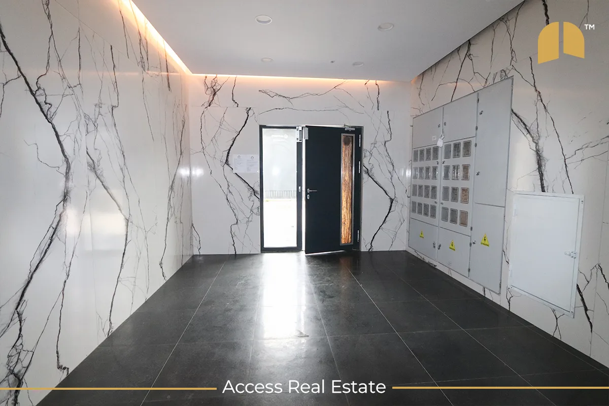 SHITET URGJENT! Penthouse në SHITJE – 4 dhoma gjumi + garazh – Arbëri