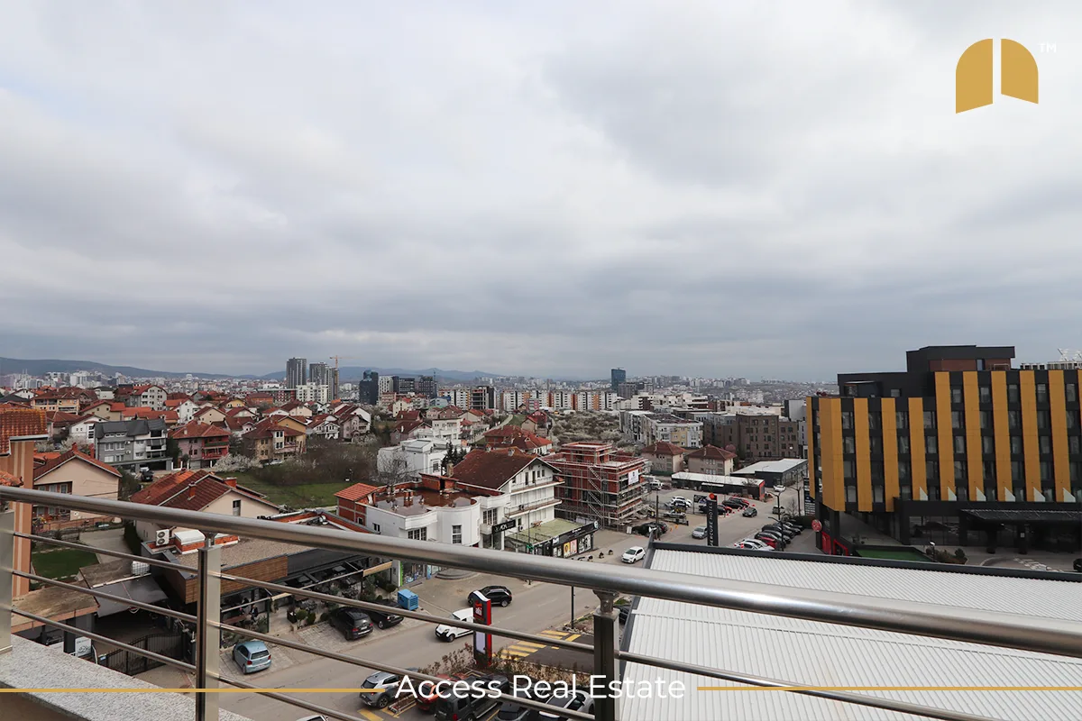 SHITET URGJENT! Penthouse në SHITJE – 4 dhoma gjumi + garazh – Arbëri