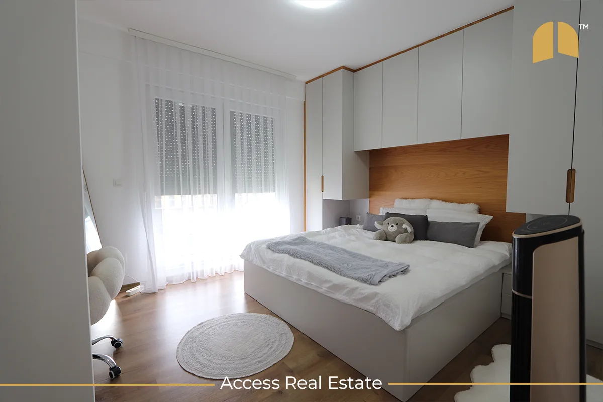 SHITET URGJENT! Penthouse në SHITJE – 4 dhoma gjumi + garazh – Arbëri