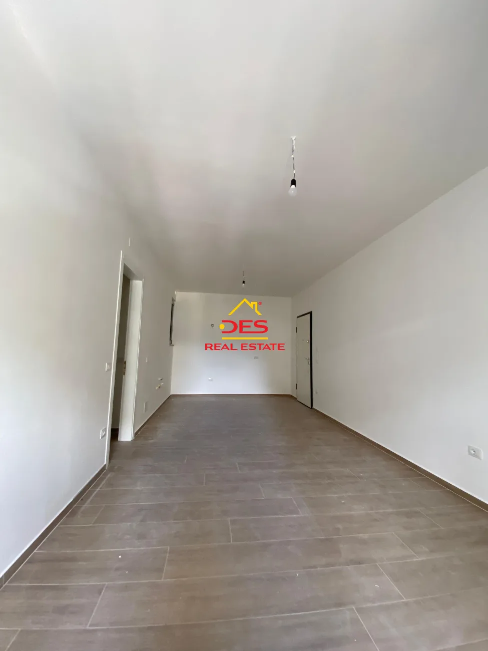 Shitet apartament 1+1 në qëndër,orikum
