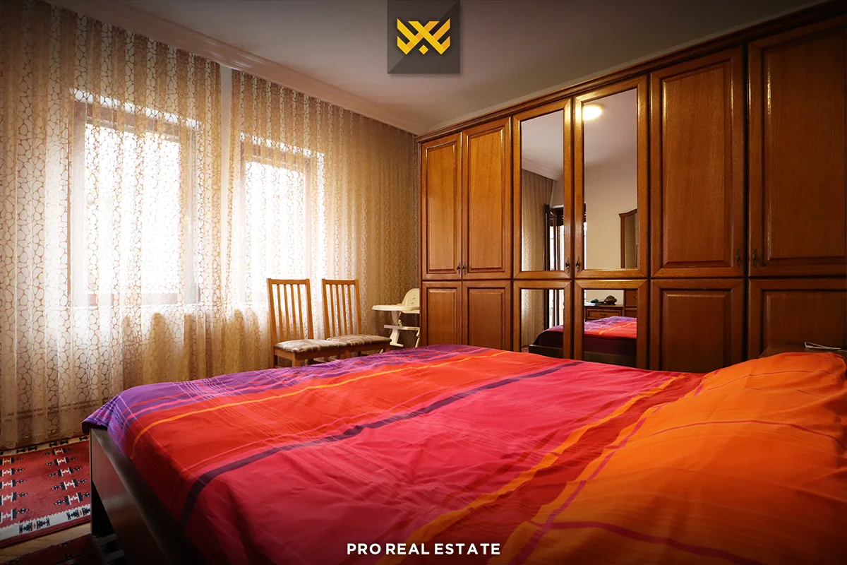 Shtëpi 373.86m² për #SHITJE në Lagjen Vreshta.