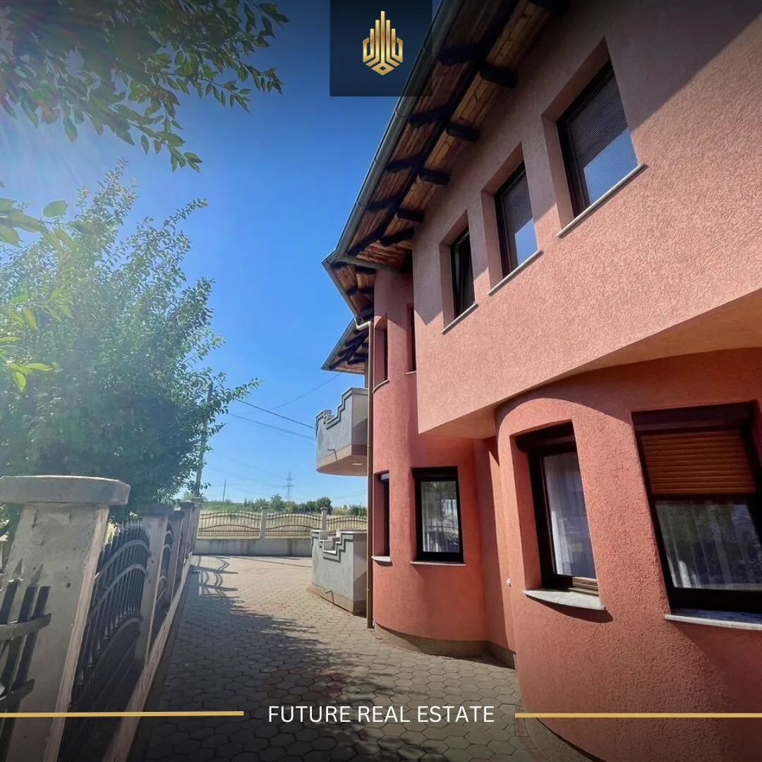 Shtëpi në SHITJE/263m²