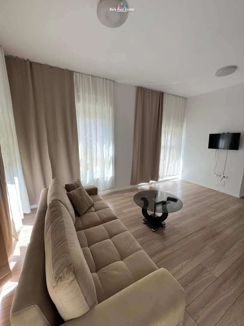 Apartament Me Qera 2+1 tek Ali Demi (ID B2201474) Tirane