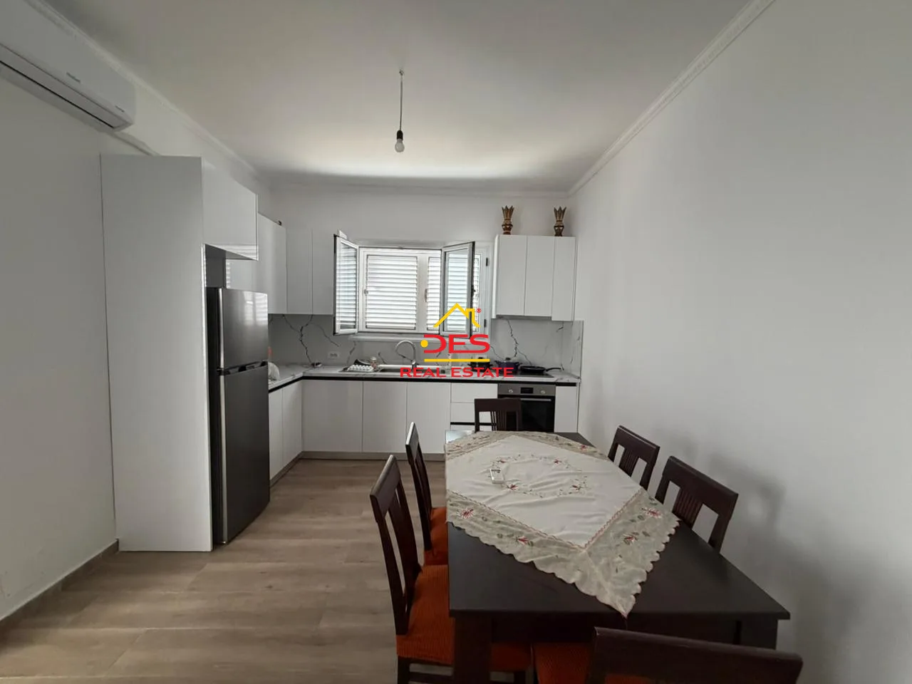 Jepet me qira apartament 1+1 në uji të ftohtë ,vlorë.