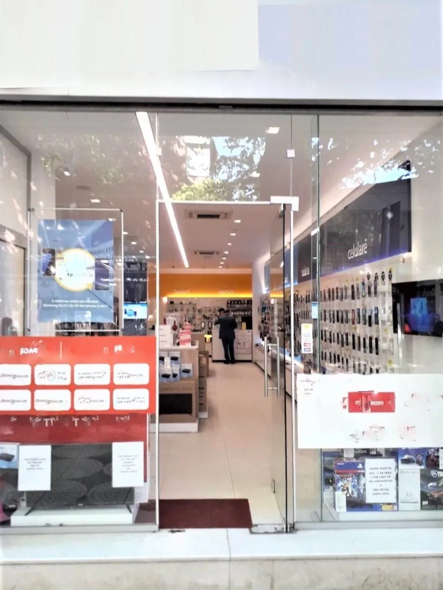 Shitet njësi komerciale, myslym shyri, tiranë
