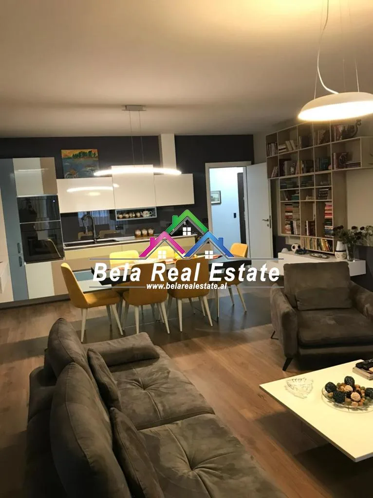 Apartament me qera  2+1 tek xhamia e Tabakeve   (ID B2206) Tirane