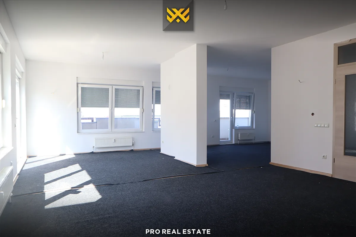 Banesë Penthouse 154m² + 70m² me #QIRA te Rruga C