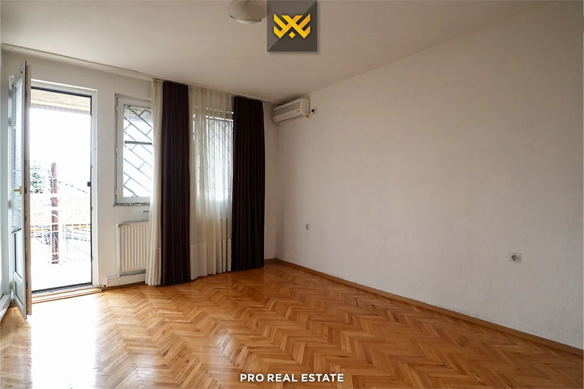Shtëpi 200m² + 200m² për #SHITJE në Dragodan