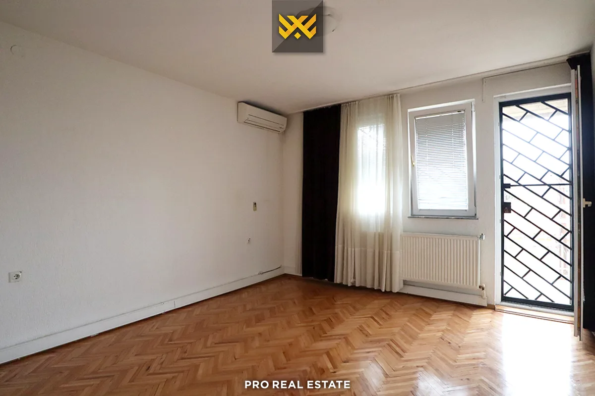 Shtëpi 200m² + 200m² për #SHITJE në Dragodan