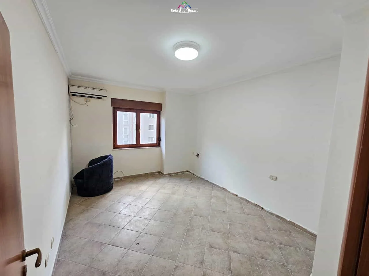 Zyre Me Qera 2+1 Ne Qender (ID BZ2783) Tirane