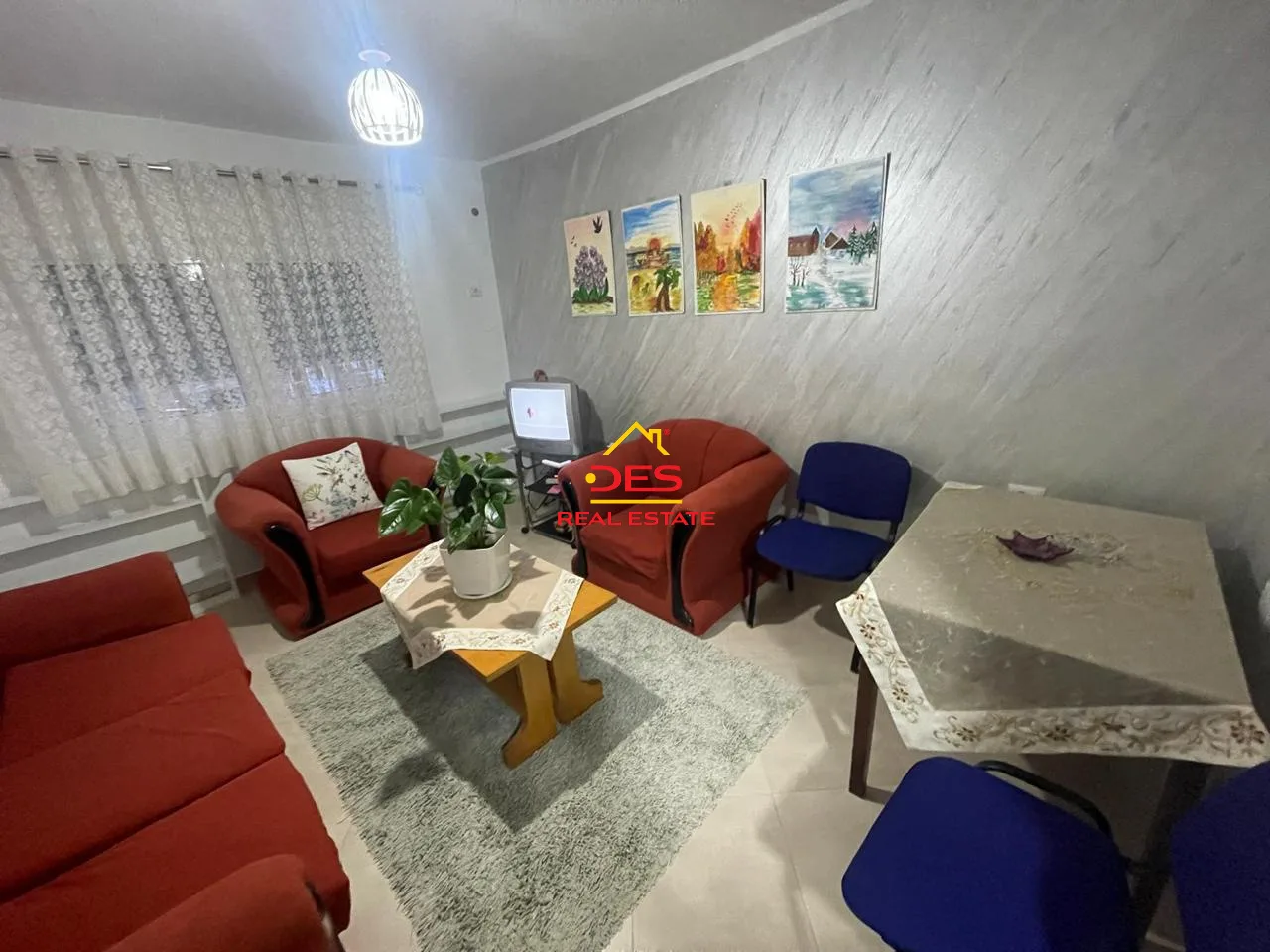 Jepet me qira apartament 1+1 pranë tregu orizit, vlorë