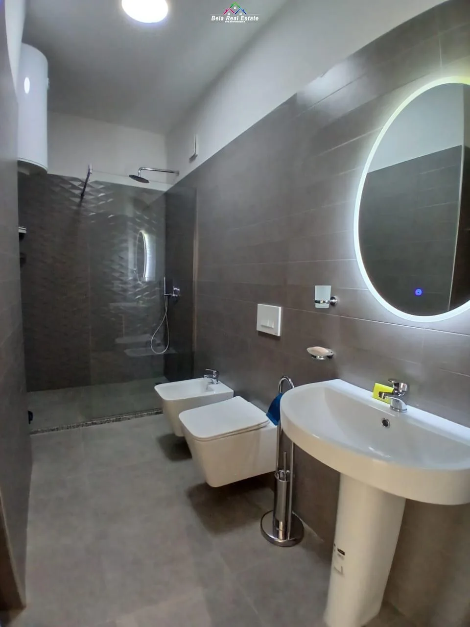 Apartament Me Qera 2+1 Tek Zogu I Zi (ID B2201566) Tirane
