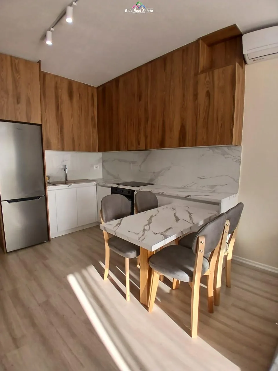 Apartament Me Qera 2+1 Tek Zogu I Zi (ID B2201566) Tirane