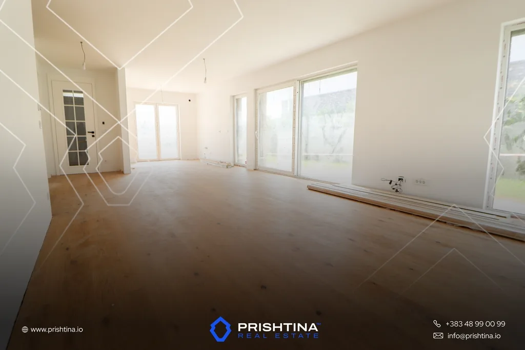 Shtëpi në #shitje 400m² te Qendresa Home