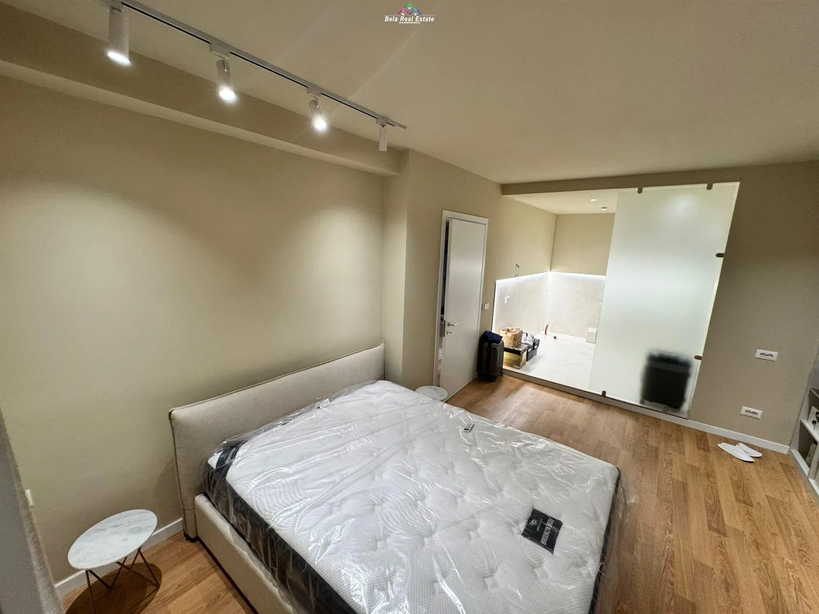 Apartament Me Qera 2+1 tek Rruga e Durresit (ID B2201850) Tirane