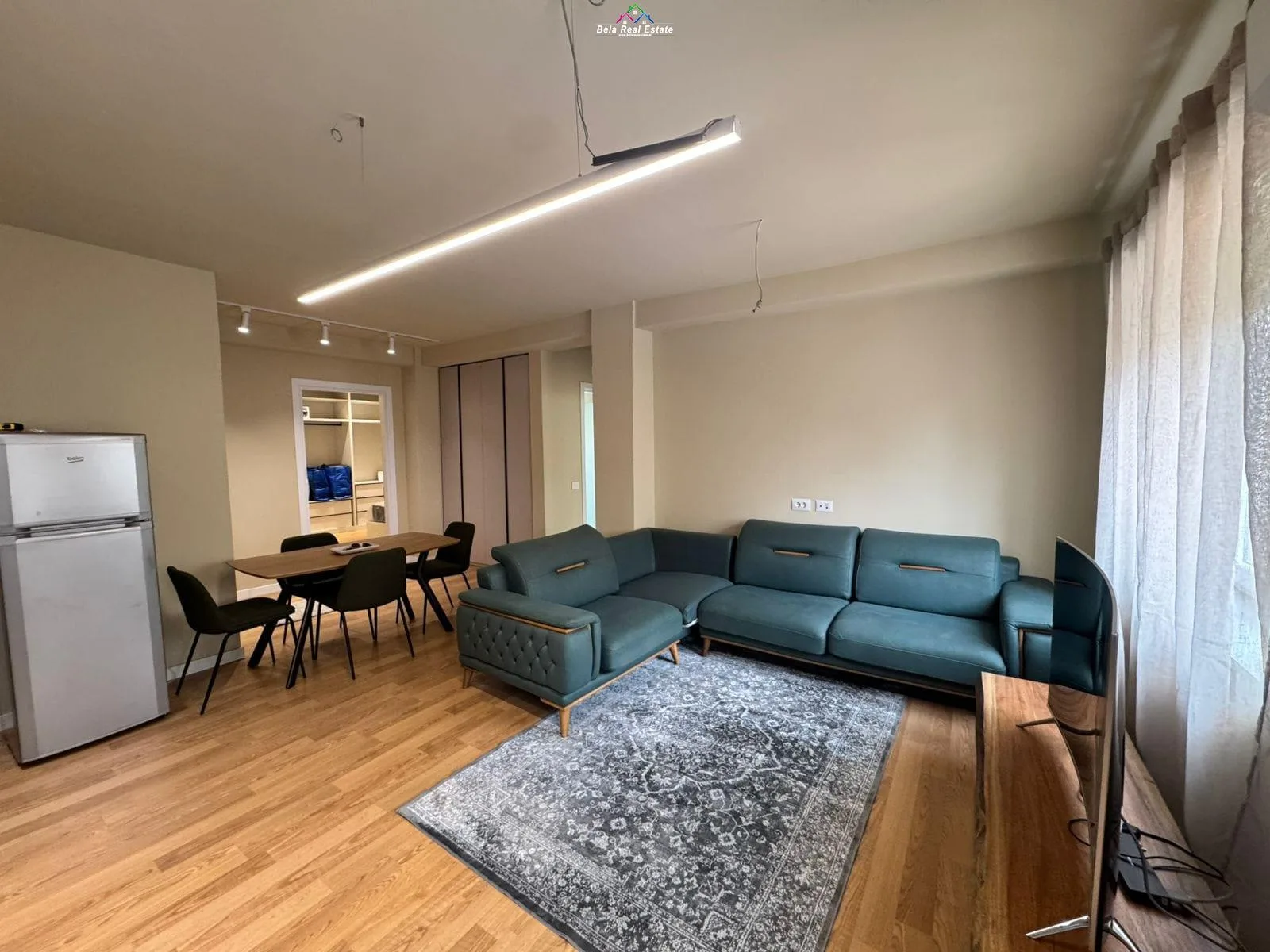 Apartament Me Qera 2+1 tek Rruga e Durresit (ID B2201850) Tirane