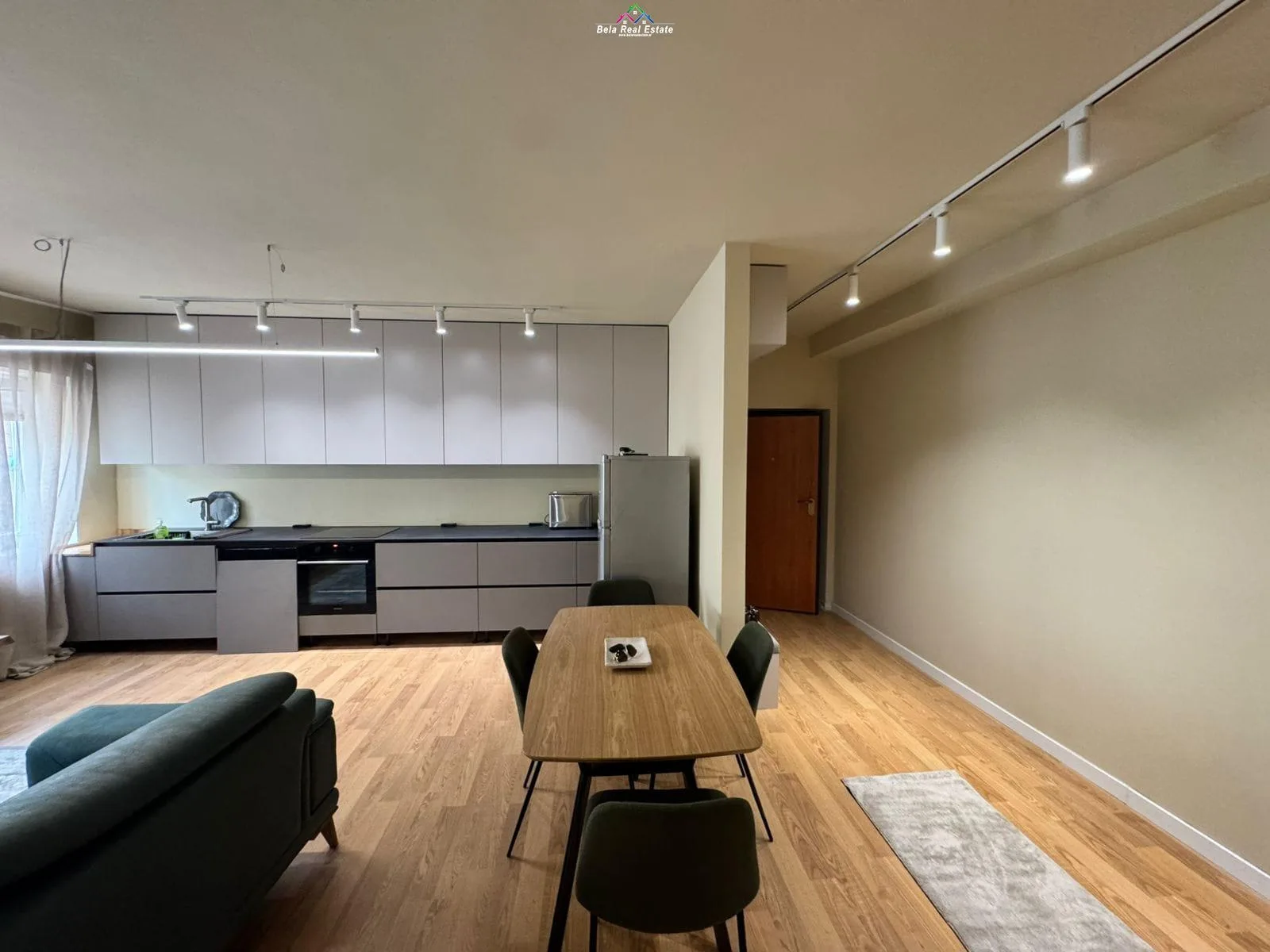 Apartament Me Qera 2+1 tek Rruga e Durresit (ID B2201850) Tirane