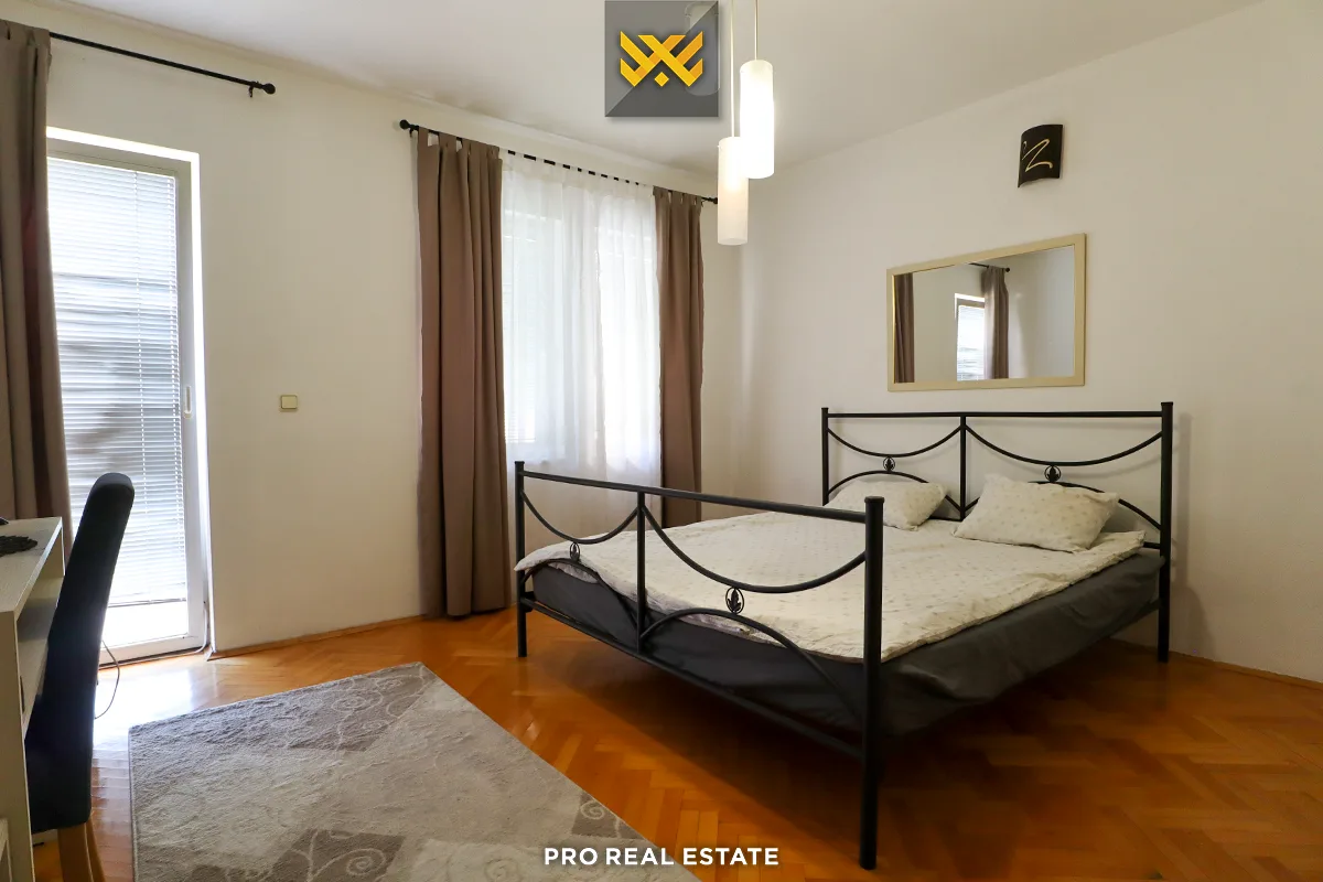 Shtëpi 587m² për #SHITJE në Bregun e Diellit