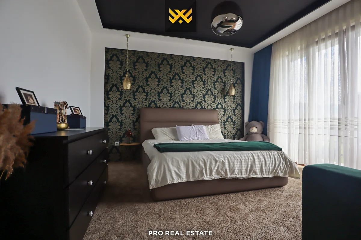 Shtëpi 275m² për #SHITJE në Bërnicë e Poshtme