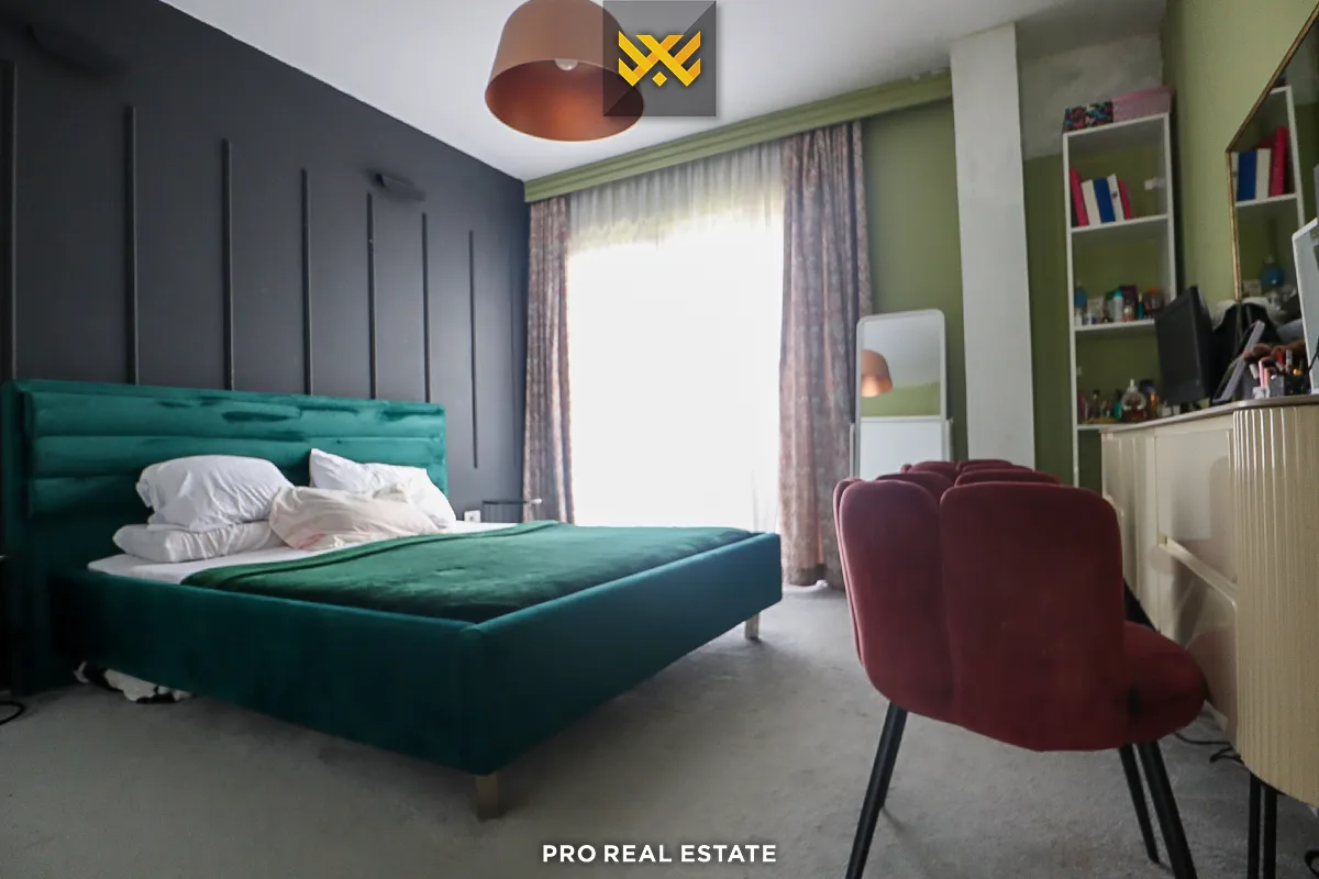Shtëpi 275m² për #SHITJE në Bërnicë e Poshtme