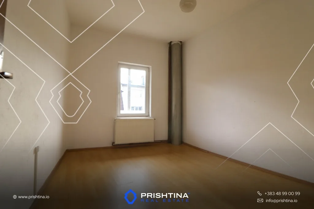 Zyrë me qira 300m² në Aktash