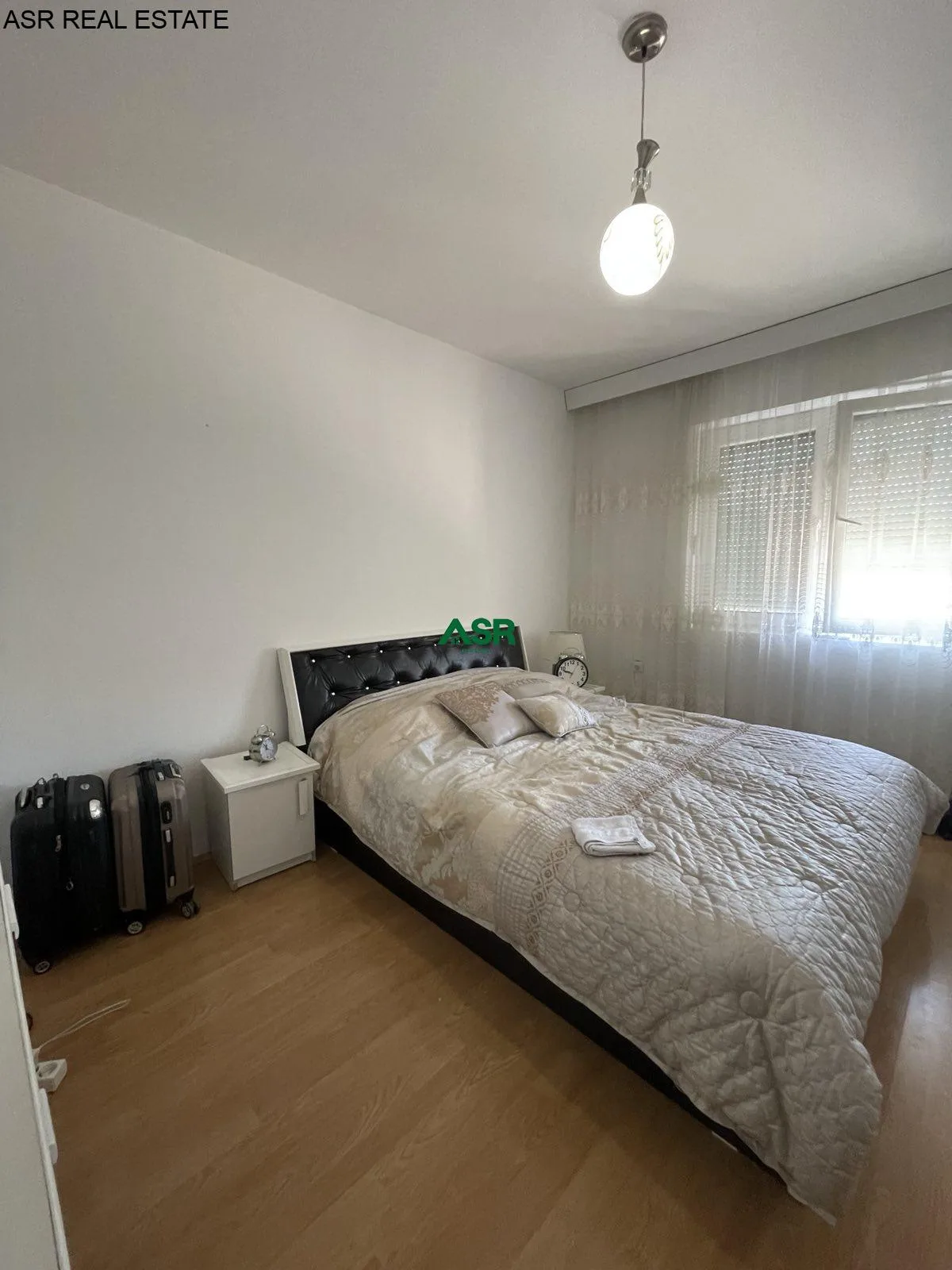 Ofrohet shtepia me siperfaqe 220 m² per #SHITJE në lagjen Hani i Dilit