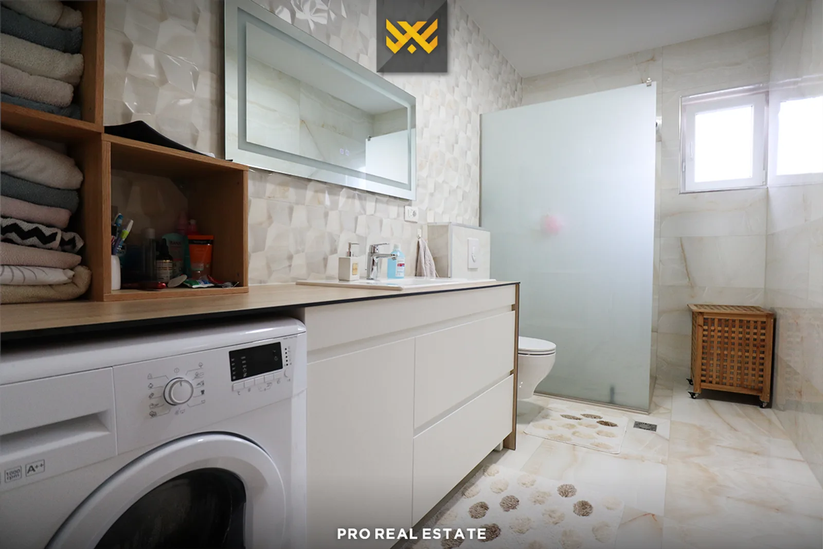 Banesë 180m² + 20m² me #QIRA në Aktash