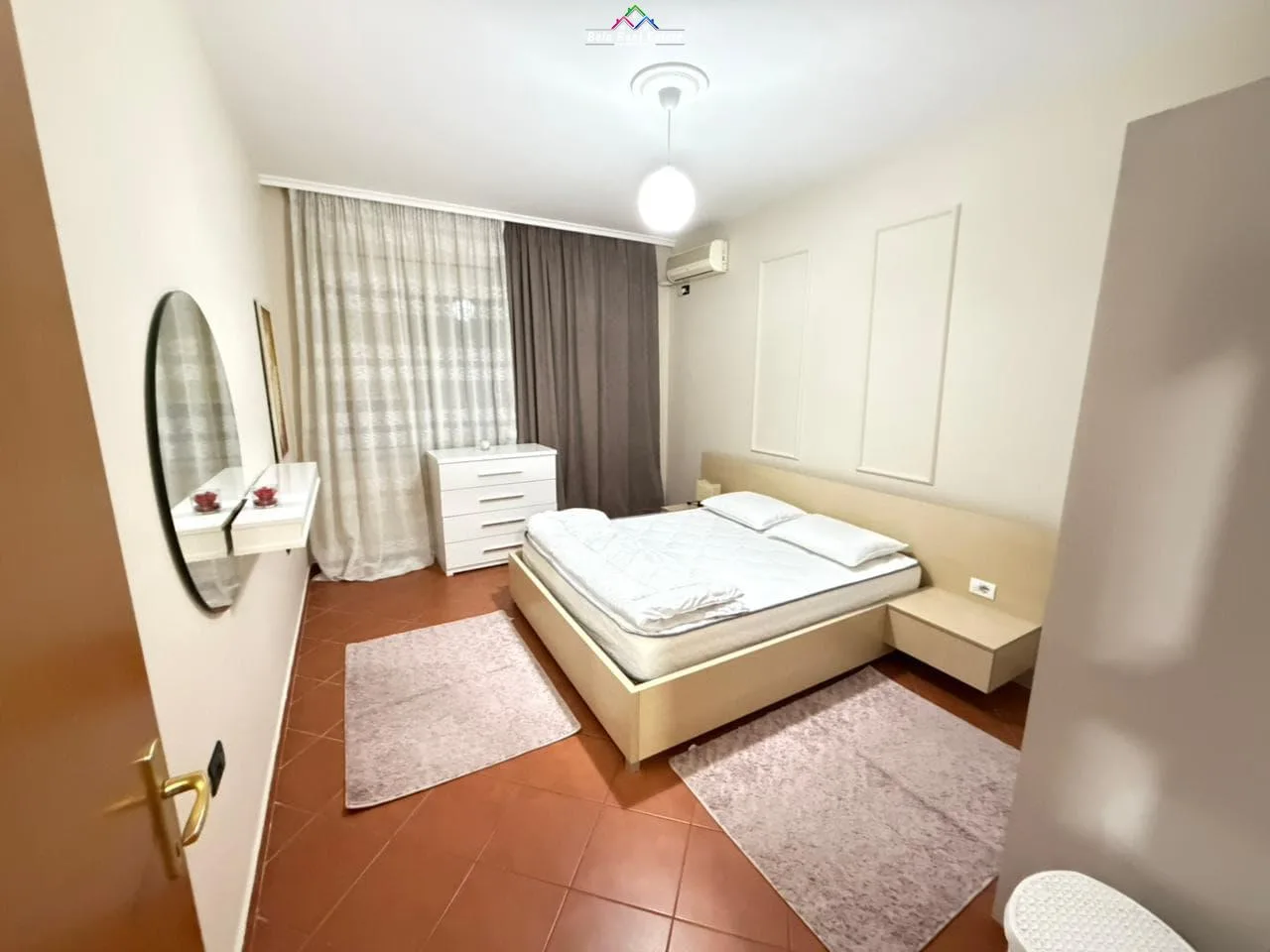 Apartament 2+1 Me Qera ne Bllok ( ID B2201758 ) Tirane