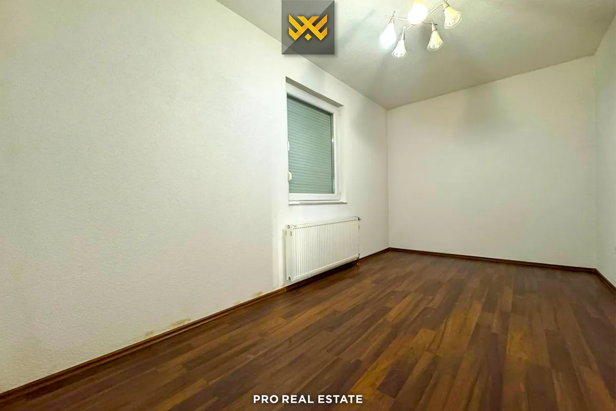 Shtëpi 220m² për #SHITJE në Lagjen Qëndresa