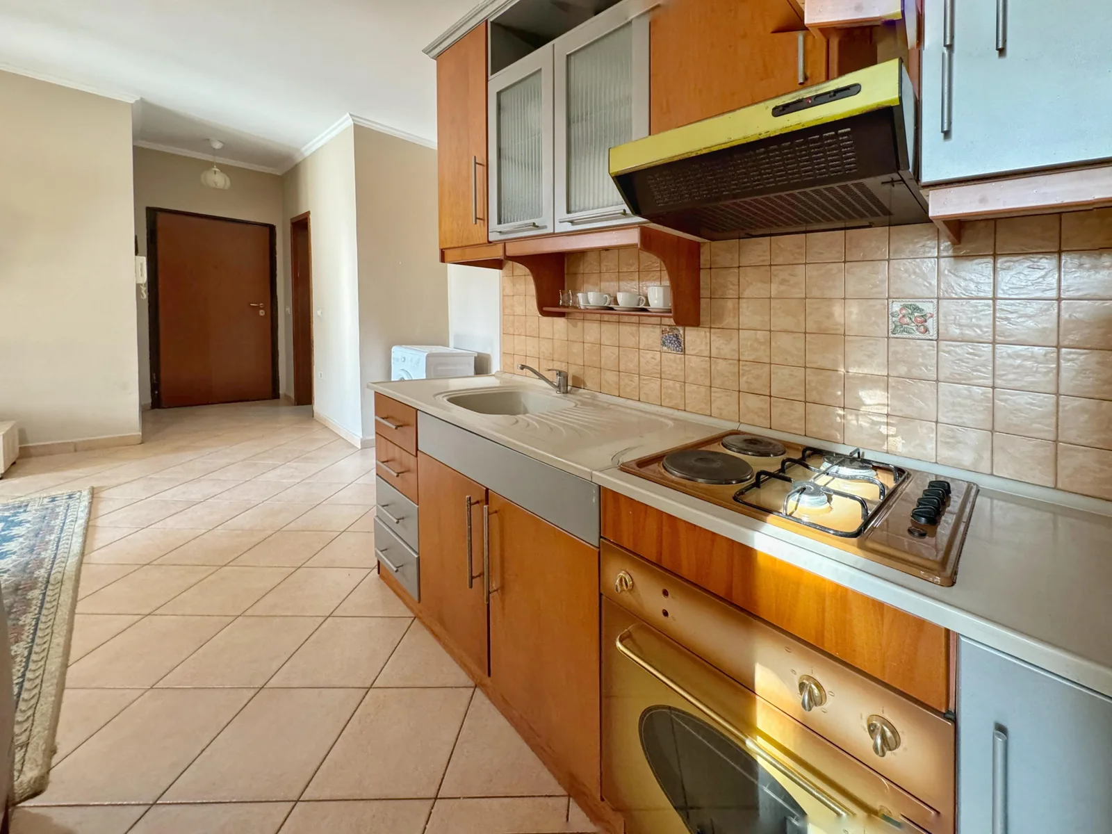Apartament Me Qera 1+1 Tek Sheshi Willson (ID B2101185) Tirane