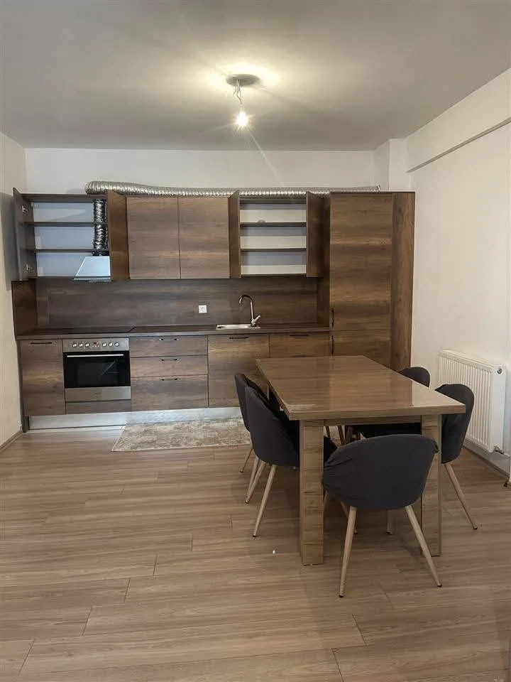 Banesë me qira 2+1 në Lagjen Prishtina e Re