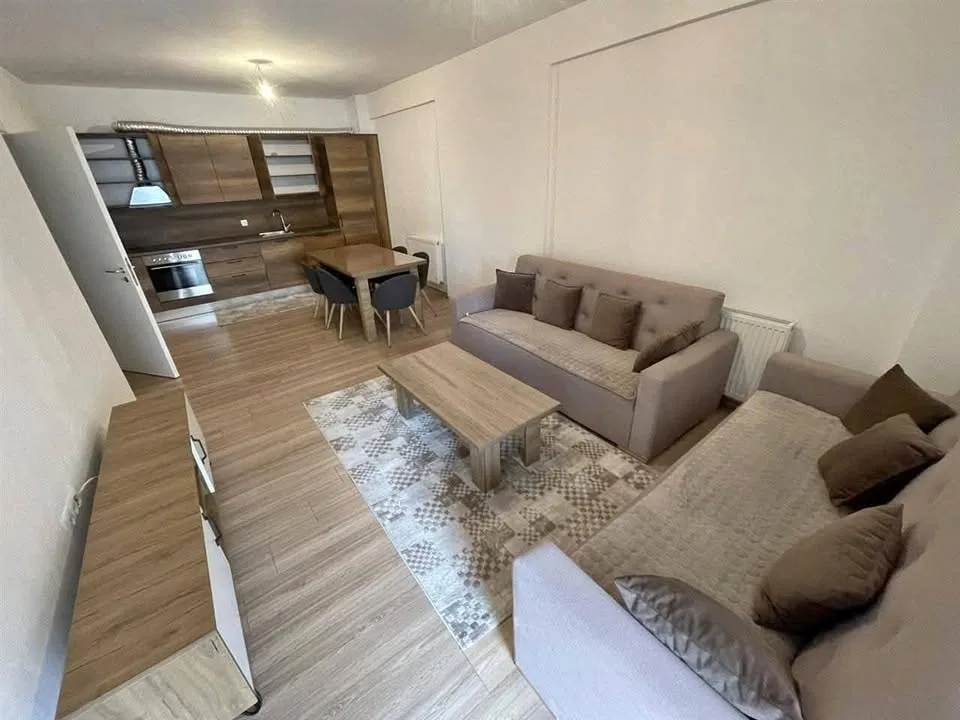 Banesë me qira 2+1 në Lagjen Prishtina e Re