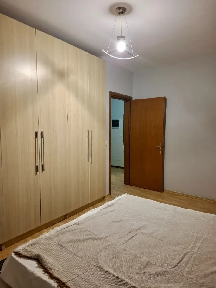 Apartament me qera 2+1 tek Kodra e Diellit (ID B2201327) Tirane