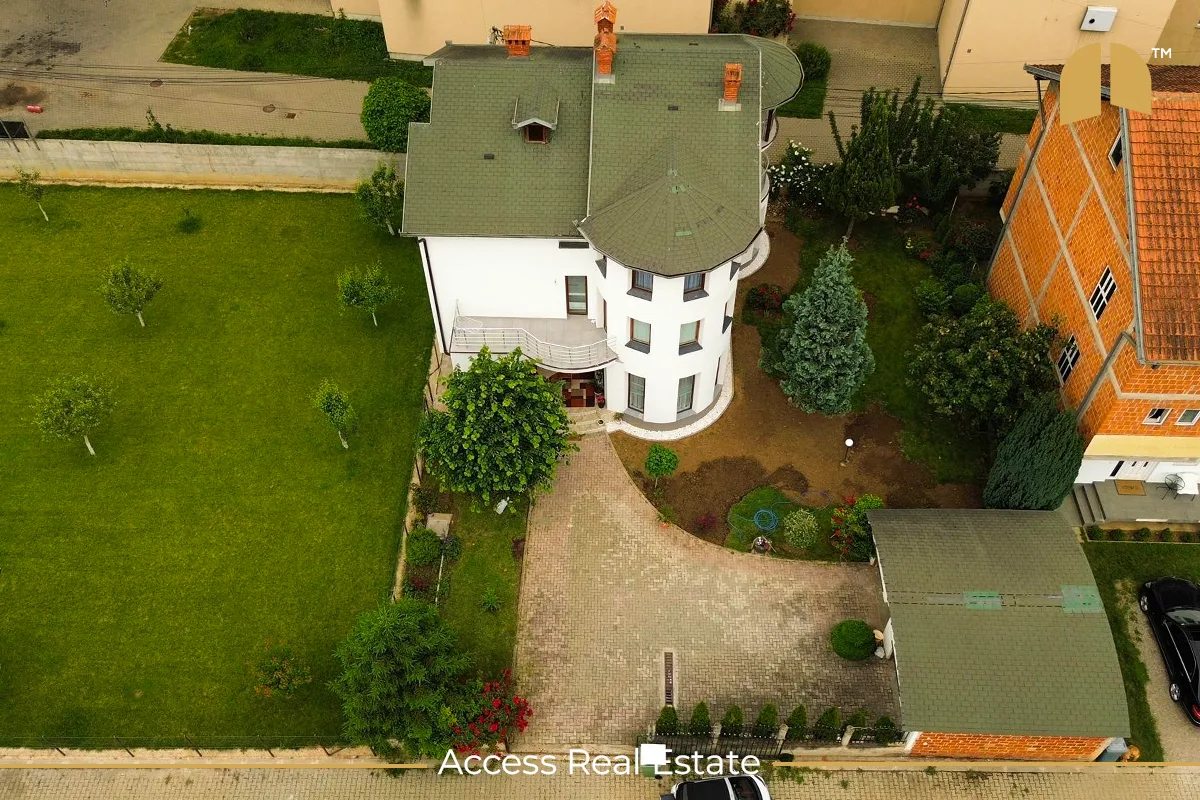 Shtëpi me QIRA – 6 dhoma gjumi – Kalabri