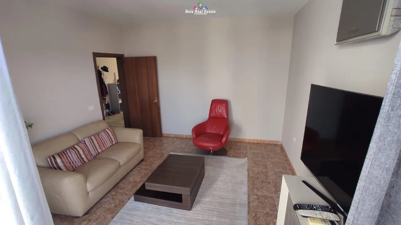 Apartament me qera 2+1 ne Bllok (ID B2201037) Tirane