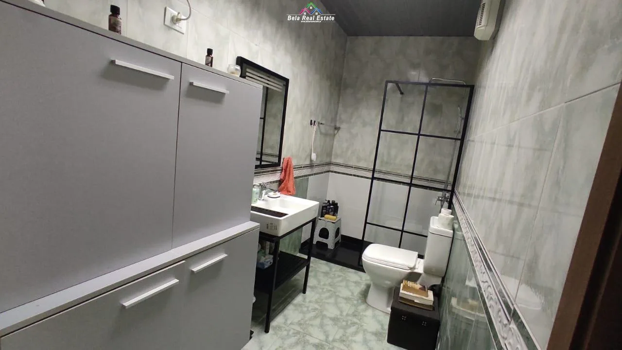 Apartament me qera 2+1 ne Bllok (ID B2201037) Tirane