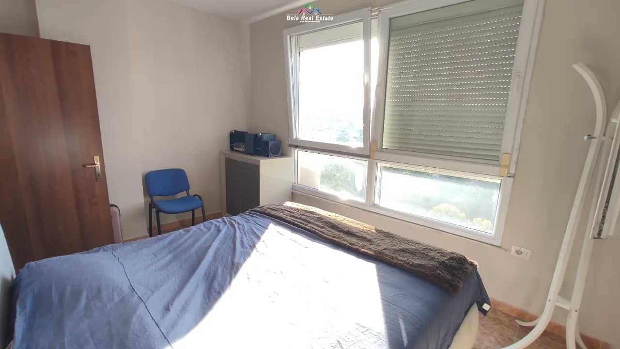 Apartament me qera 2+1 ne Bllok (ID B2201037) Tirane